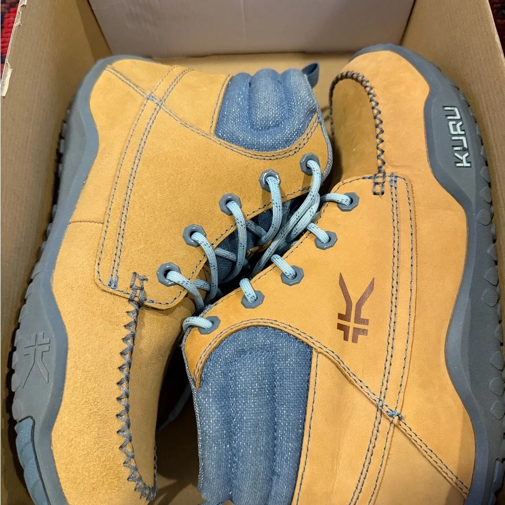 KURU Wheat and Light Blue Lace-Up Boots - Picture 1 of 6